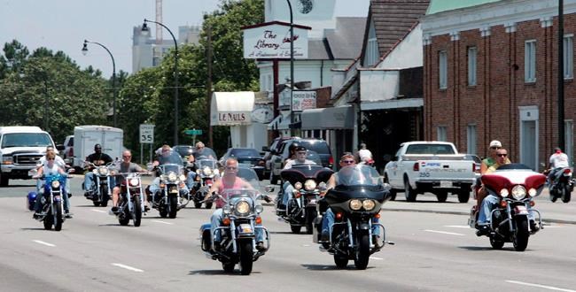 Black bikers see racism in Myrtle Beach, SC, traffic plan | iNFOnews.ca