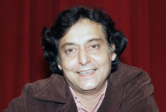 Soumitra Chatterjee, legend of Indian cinema, dies at 85 | iNFOnews.ca