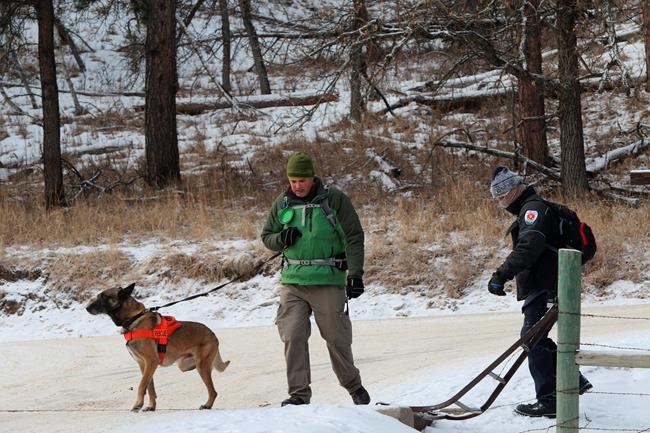 After weather delay, search resumes for South Dakota girl | iNFOnews.ca