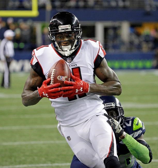 Ryan's 2 TD passes enough as Falcons hold off Seahawks 34-31 | iNFOnews.ca