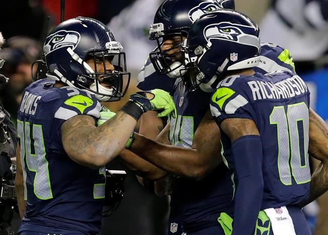 Rumbling again, Thomas Rawls leads Seattle past Detroit 26-6 | iNFOnews.ca Rumbling again, Thomas Rawls leads Seattle past Detroit 26-6 | iNFOnews.ca