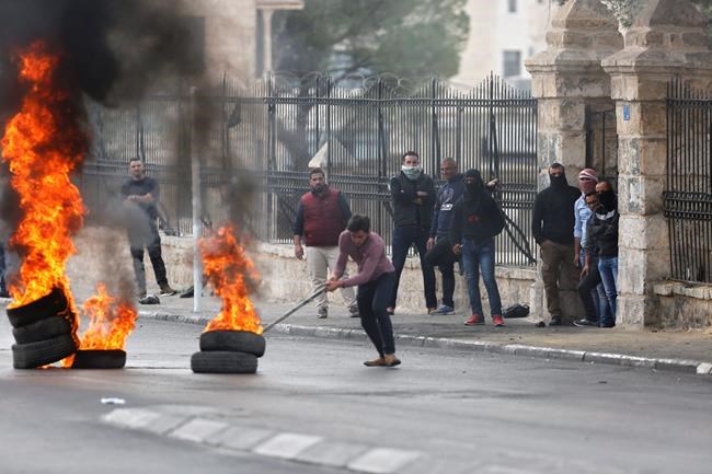 2 Palestinians killed in clashes over Jerusalem status | iNFOnews.ca 2 Palestinians killed in clashes over Jerusalem status | iNFOnews.ca