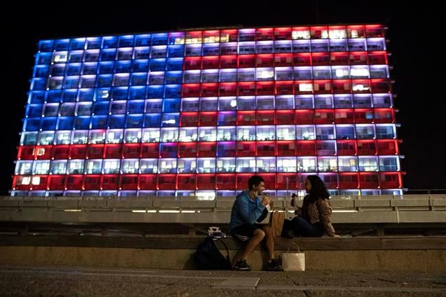 World watches US chaos with shock, dismay and some mockery | iNFOnews.ca