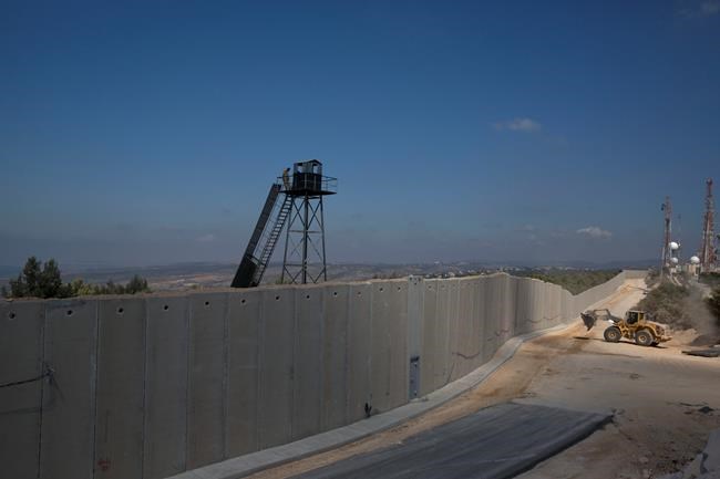 Israeli wall rising near border with Lebanon stokes tensions | iNFOnews.ca Israeli wall rising near border with Lebanon stokes tensions | iNFOnews.ca