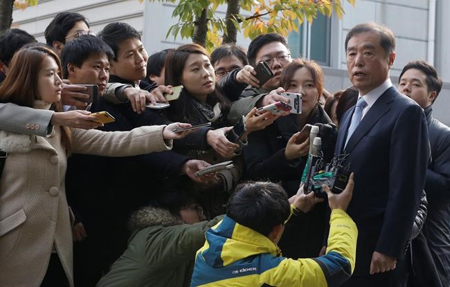 The Latest: SKorean prosecutors detain ex-presidential aide | iNFOnews.ca The Latest: SKorean prosecutors detain ex-presidential aide | iNFOnews.ca