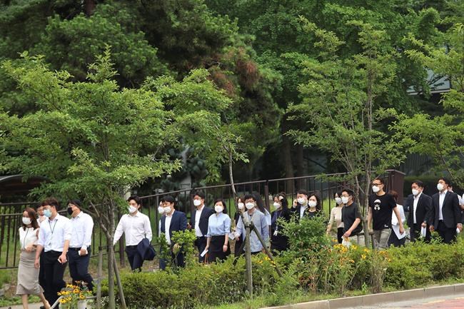 The Latest: SKorea sees COVID-19 cases spread beyond capital | iNFOnews.ca The Latest: SKorea sees COVID-19 cases spread beyond capital | iNFOnews.ca