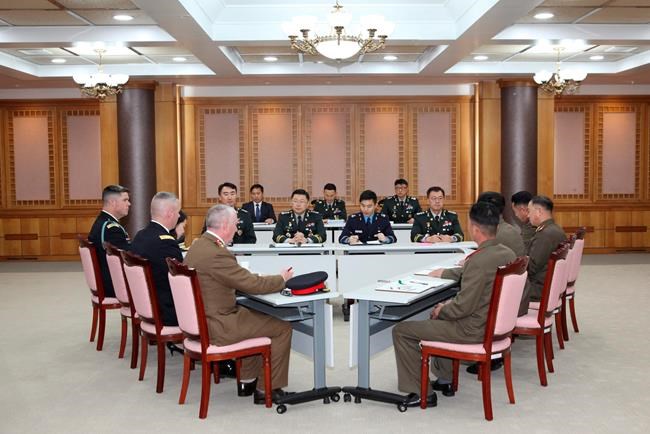 Koreas finish removing land mines from border village | iNFOnews.ca