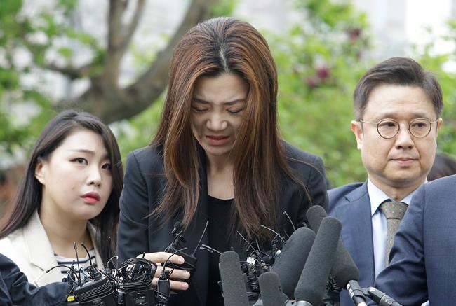 Korean Air heiress apologizes before police questioning | iNFOnews.ca