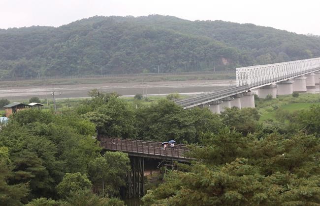 North Korea launches 2 short-range missiles, Seoul says | iNFOnews.ca