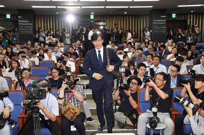 South Korean reporters grill minister nominee for 11 hours | iNFOnews.ca