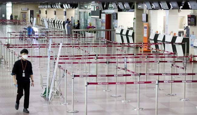 Airline, cruise stocks pummeled on fear of spreading virus | iNFOnews.ca CP661556664