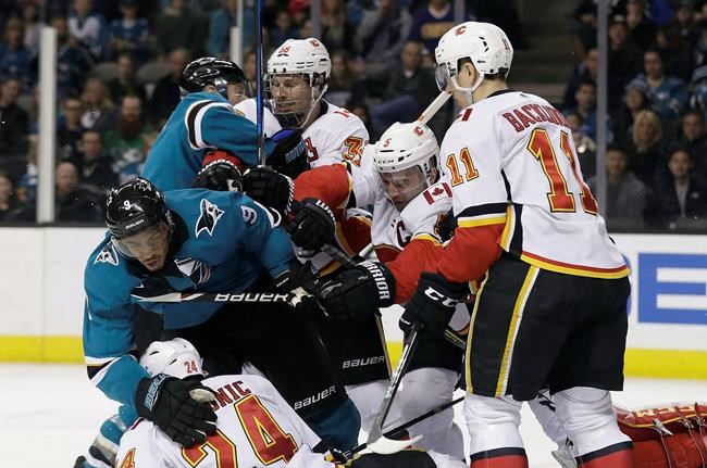 Kane scores twice to lead streaking Sharks past Flames 5-1 | iNFOnews.ca Kane scores twice to lead streaking Sharks past Flames 5-1 | iNFOnews.ca
