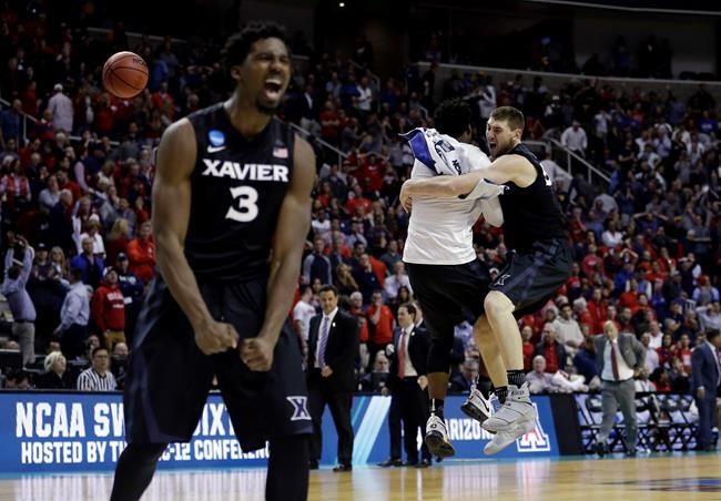 The Latest: Arizona's loss means three 2-seeds are out | iNFOnews.ca