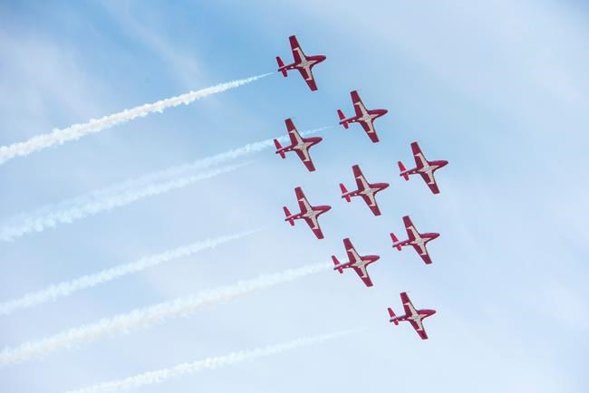 Snowbirds fly over Nova Scotia to mark naval helicopter crash, mass shooting | iNFOnews.ca Snowbirds fly over Nova Scotia to mark naval helicopter crash, mass shooting | iNFOnews.ca