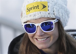 Maria Hoefl-Riesch beats Tina Maze to win super-combined world title; Austria's Hosp 3rd | iNFOnews.ca CP21937946