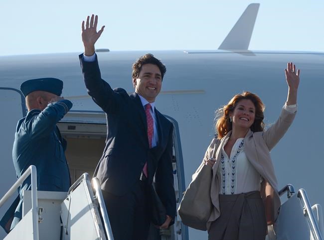 Justin Trudeau arrives in Cuba, meets with president Raul Castro | iNFOnews.ca