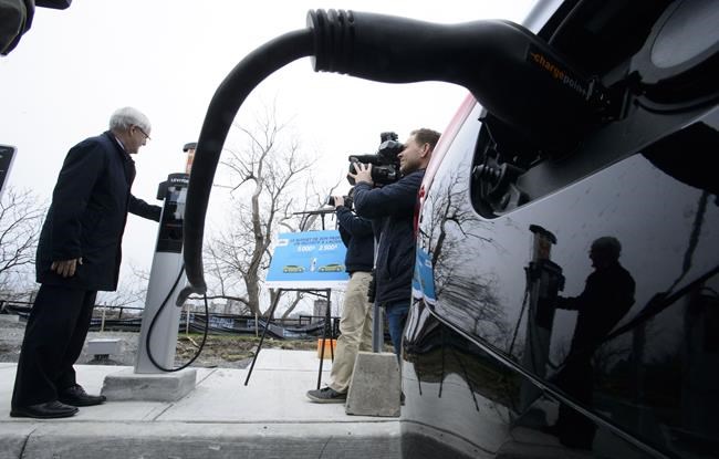 Buying an electric car becomes cheaper as federal rebates kick in | iNFOnews.ca