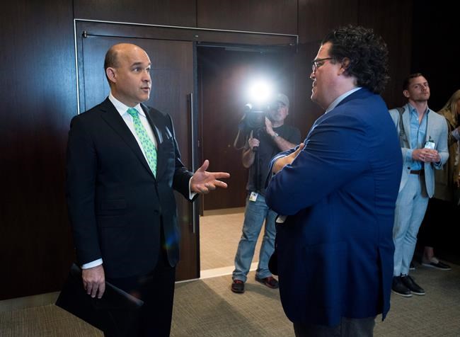 Jim Balsillie warns of 'surveillance capitalism' by Facebook and Google | iNFOnews.ca Jim Balsillie warns of 'surveillance capitalism' by Facebook and Google | iNFOnews.ca