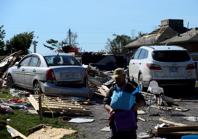 Goodale tours Ottawa area destroyed by tornado, says feds ready to provide help | iNFOnews.ca