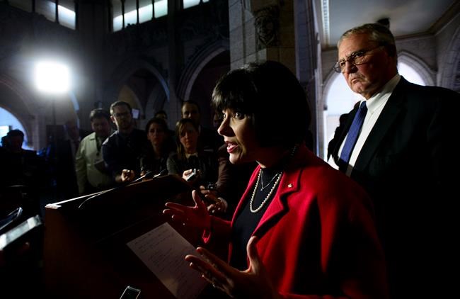 Canadians support stringent restrictions on pot packaging: Health Canada | iNFOnews.ca