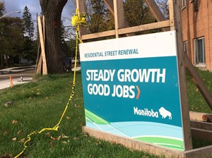 Manitoba erects road signs even when work isn't being done | iNFOnews.ca CP30829525