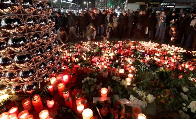 Berlin attack prompts high security in US cities for holiday | iNFOnews.ca