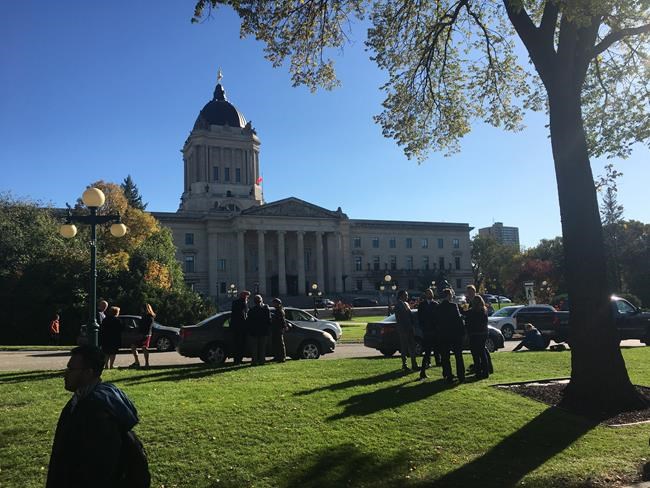 Premier says threat phoned in, prompting evacuation of Manitoba legislature | iNFOnews.ca Premier says threat phoned in, prompting evacuation of Manitoba legislature | iNFOnews.ca
