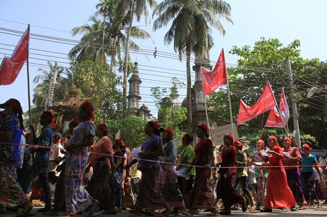 Myanmar hard-line Buddhists protest citizenship for Rohingya | iNFOnews.ca Myanmar hard-line Buddhists protest citizenship for Rohingya | iNFOnews.ca
