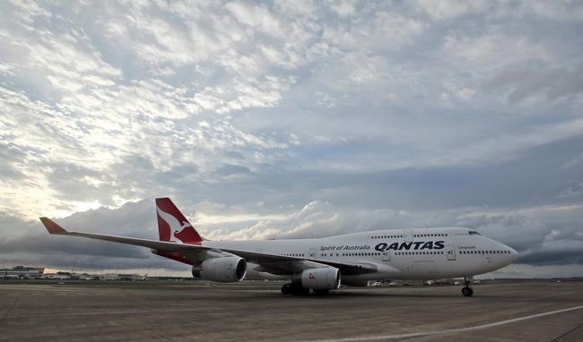 Qantas passengers evacuated in Australia amid fumes in cabin | iNFOnews.ca