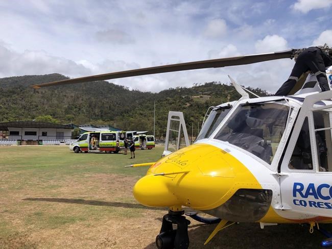 Shark bites 2 British men on Australia's Great Barrier Reef | iNFOnews.ca
