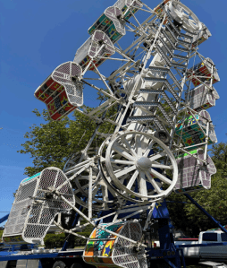 The Zipper fairground ride.