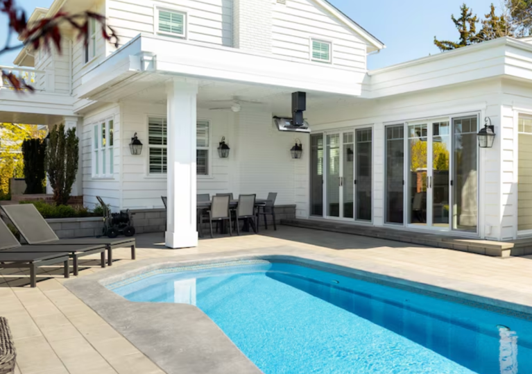 A house with a swimming pool.