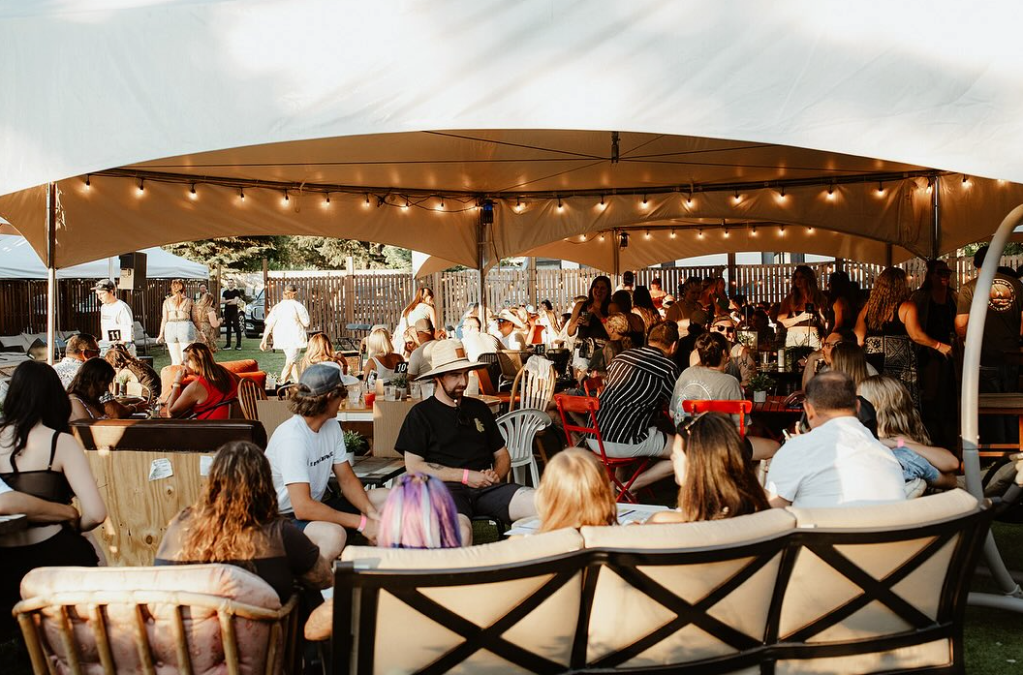 Dancing is permitted: Victory for Shuswap food truck hit with $11,000 liquor fine | iNwine Dancing is permitted: Victory for Shuswap food truck hit with $11,000 liquor fine | iNwine