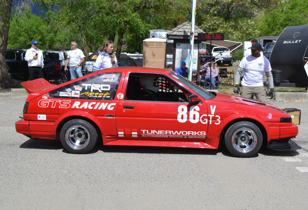 iN PHOTOS: Kelowna's 'unique' and 'thrilling' Knox Mountain Hill Climb | iNwheels iN PHOTOS: Kelowna's 'unique' and 'thrilling' Knox Mountain Hill Climb | iNwheels