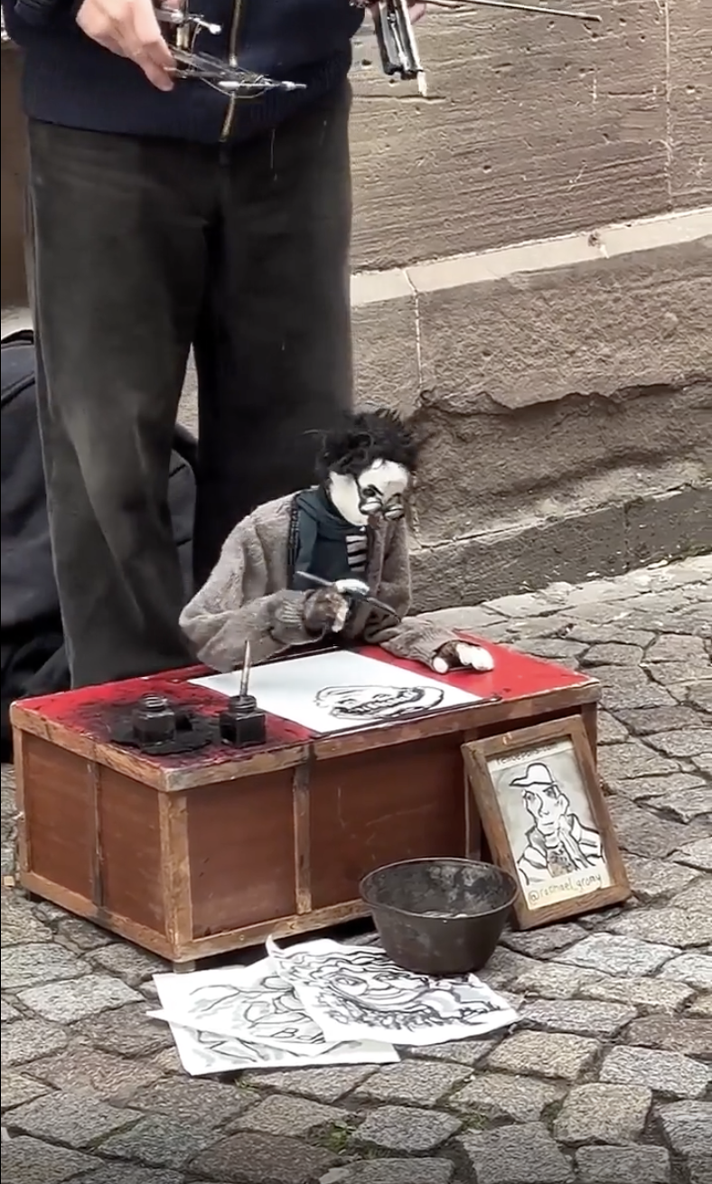TRENDING NOW: Artist take puppetry to whole new level