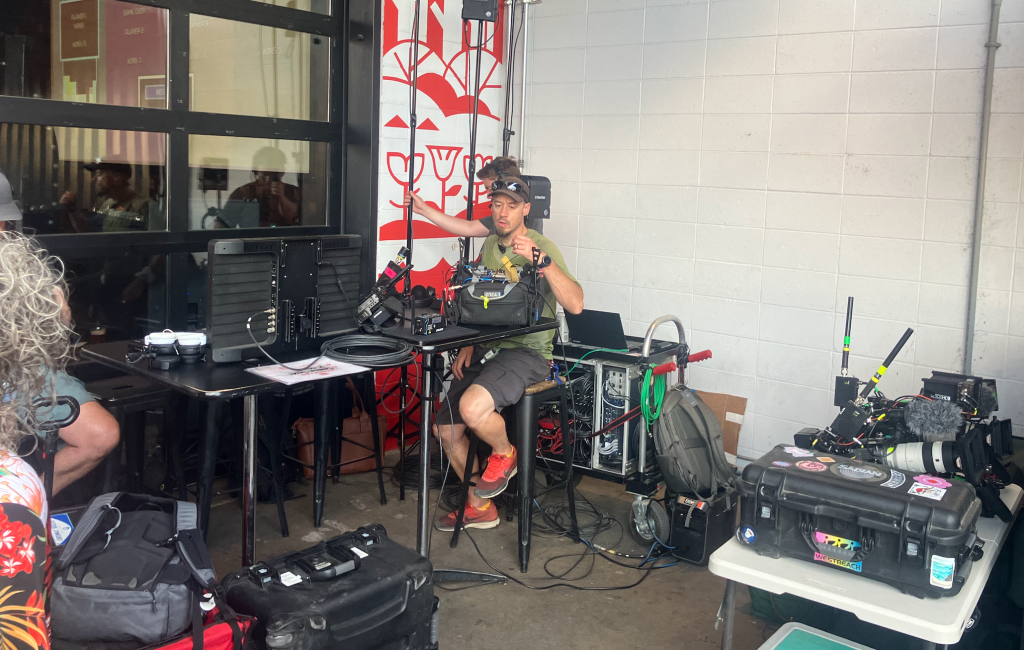 'Canada Shore' cast surprise customers at Kelowna brewery for country swing night | iNwine