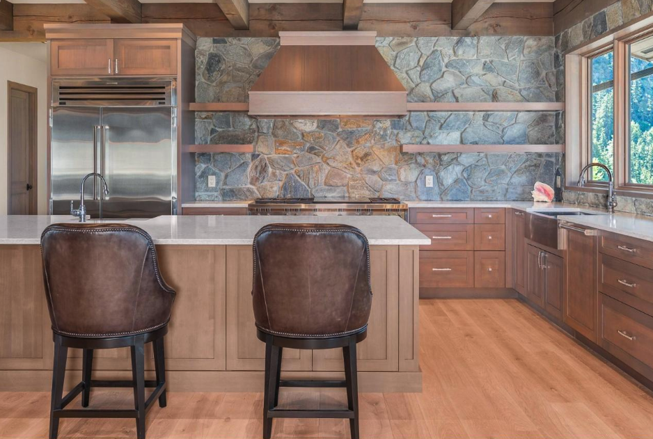 Seller reduces price by $1M on Vernon's priciest property | iNFOnews.ca