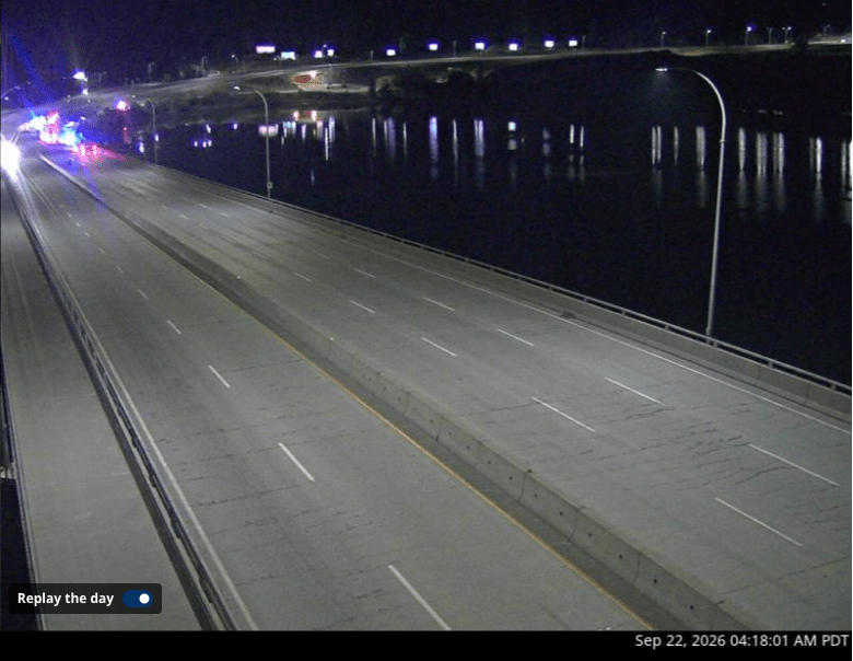 UPDATE: Traffic flowing again on Bennett Bridge following car crash | iNwheels driveBC screenshot of bennett bridge