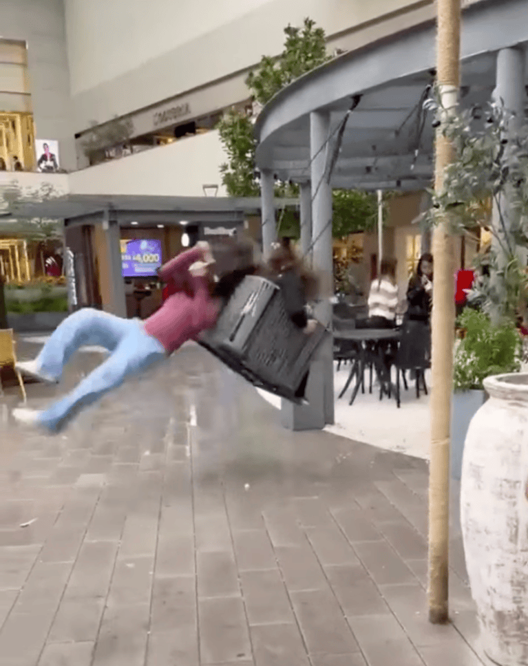 TRENDING NOW: A very dangerous mall food court | iNFOnews.ca
