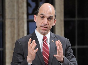 Veterans no longer must submit receipts for travel costs to medical appointments | iNFOnews.ca CP18762681
