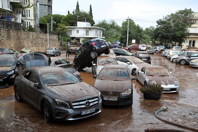 Flash flood strikes northern Athens suburb after squall | iNFOnews.ca Flash flood strikes northern Athens suburb after squall | iNFOnews.ca