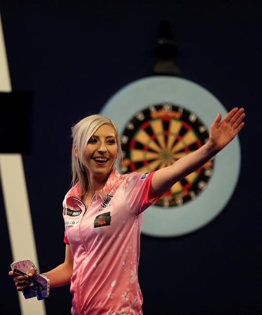 Female darts star loses 4-2 at PDC World Championship | iNFOnews.ca