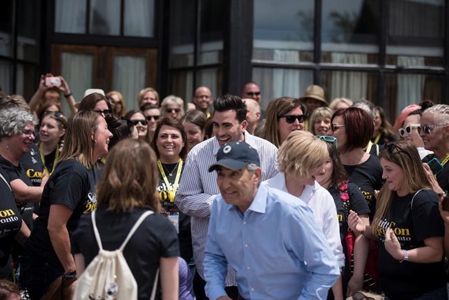 Goodwood, Ont., becomes tourist hot spot as the backdrop of "Schitt's Creek" | iNFOnews.ca