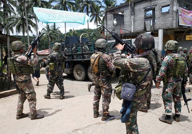 Philippines eyes truce with communist rebels amid siege | iNFOnews.ca Philippines eyes truce with communist rebels amid siege | iNFOnews.ca