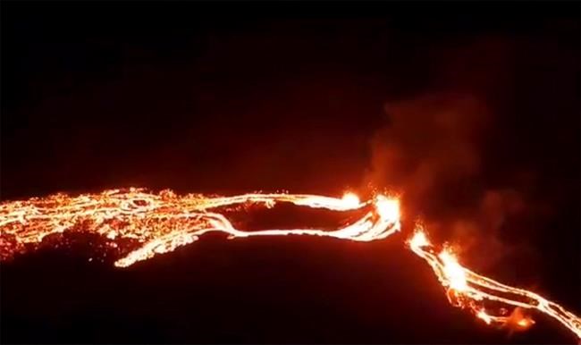 Long dormant volcano comes to life in southwestern Iceland | iNFOnews.ca