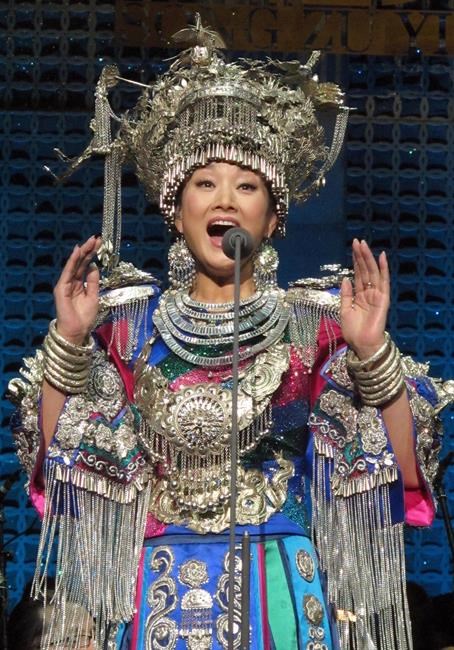 After ships and planes, Chinese singers assert sea claims | iNFOnews.ca