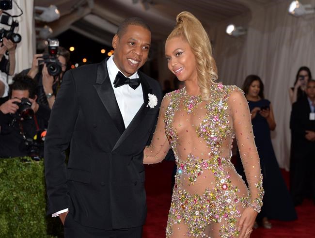 Despite bad weather, Beyonce and Jay-Z headline fiery show | iNFOnews.ca Despite bad weather, Beyonce and Jay-Z headline fiery show | iNFOnews.ca