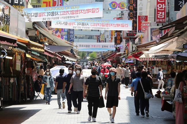 Asia Today: South Korean cases rise, Singapore reopening | iNFOnews.ca