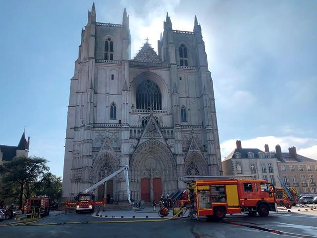 Church volunteer admits to arson attack on French cathedral | iNFOnews.ca CP1816500508