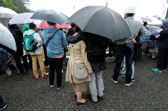 The Latest: Japan PM Abe thanks Akihito on behalf of people | iNFOnews.ca